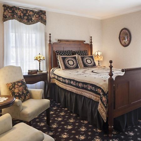 Isaiah Jones Homestead Bed And Breakfast Sandwich Ngoại thất bức ảnh