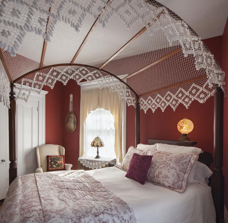 Isaiah Jones Homestead Bed And Breakfast Sandwich Ngoại thất bức ảnh