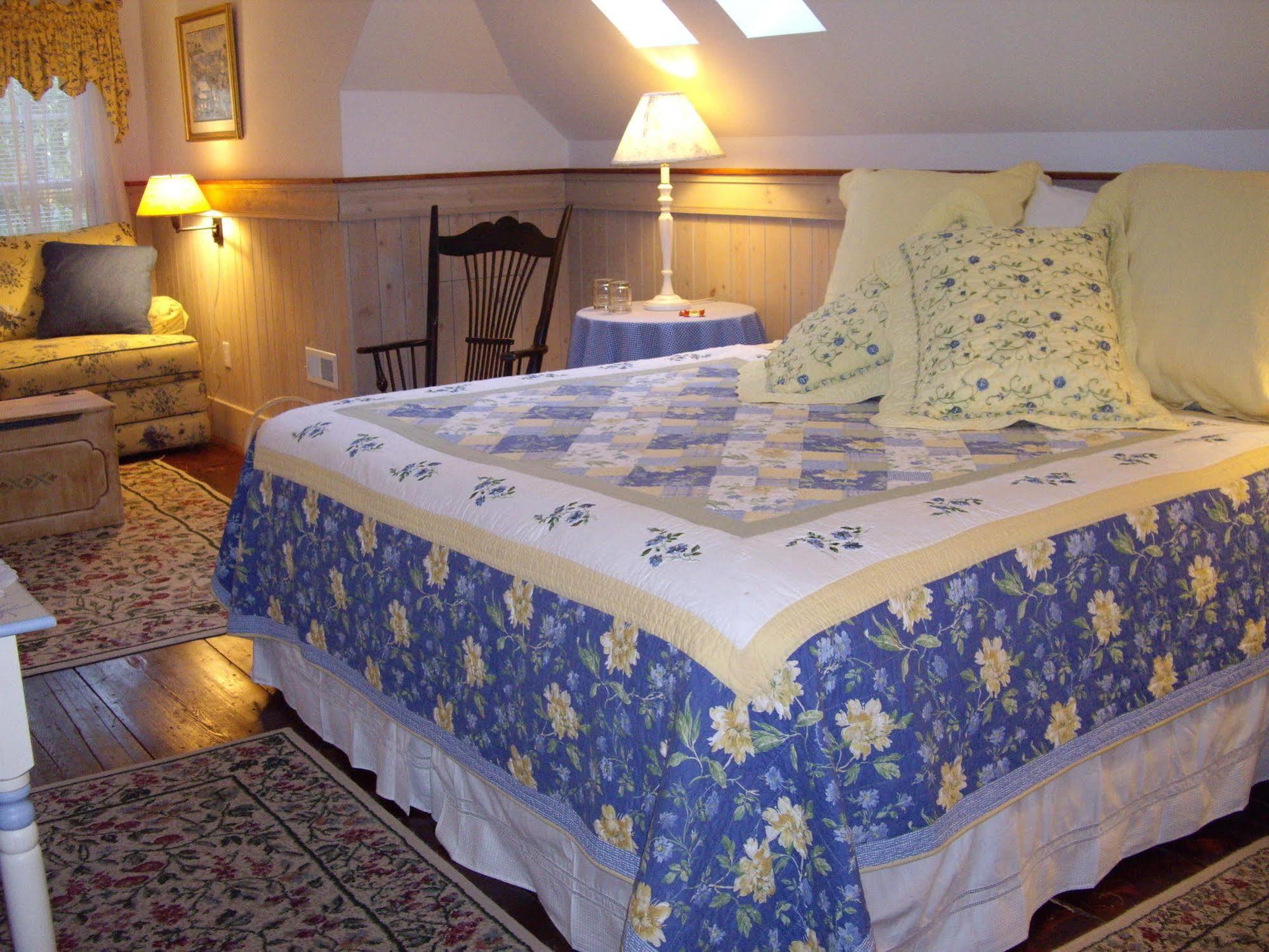 Isaiah Jones Homestead Bed And Breakfast Sandwich Ngoại thất bức ảnh