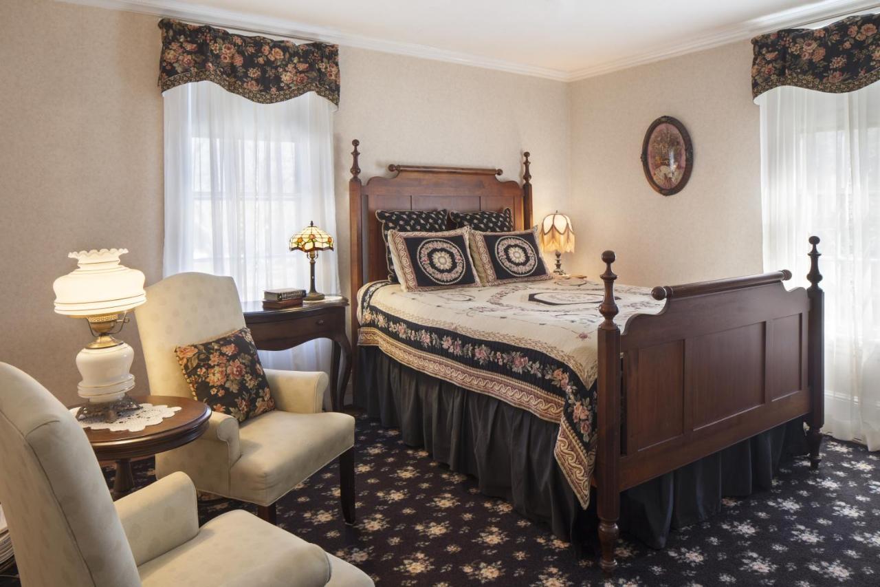 Isaiah Jones Homestead Bed And Breakfast Sandwich Ngoại thất bức ảnh
